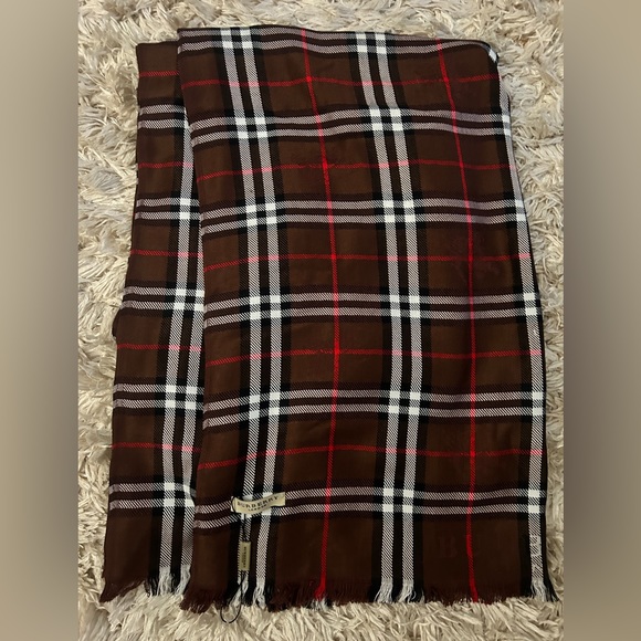 Burberry London Brown Tartan Check Print Scarf - Picture 8 of 8